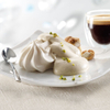 Meringues à la mousse sucrée vanille et Amaretto de Micha Schärer