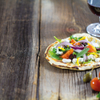 Naanbrot mit Tomaten-Avocado-Creme