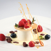 Frucht Panna Cotta mit Vanilleschaum