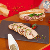 Gebratene Schweinelende auf Ciabatta Brot mit Blauschimmelkäse-Dip
