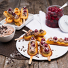 Waffeln am Stiel mit Schokolade-Kokos-Creme