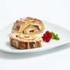 Bananen-Schokolade-Roulade / Dessertkonzept