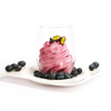 Sauerrahm-Cassis-Creme